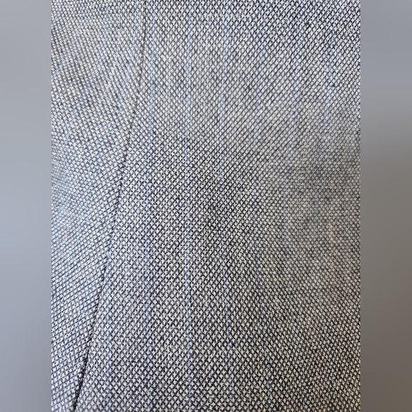 AMANDA + CHELSEA  Classic Grey Blazer With Ruched Sleeves. Size 2 - Picture 7 of 15